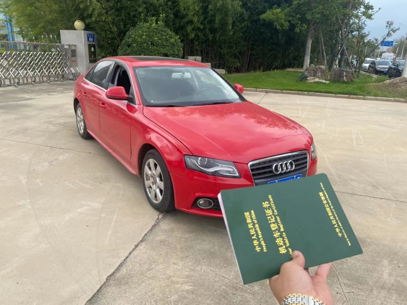 青岛11年奥迪A4L4