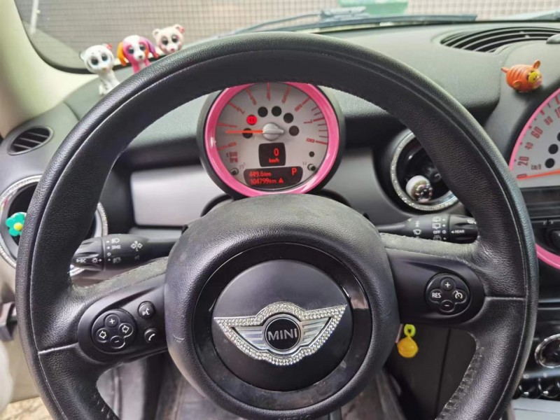 成都13年寶馬MINI3