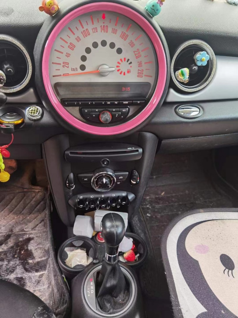 成都13年寶馬MINI5