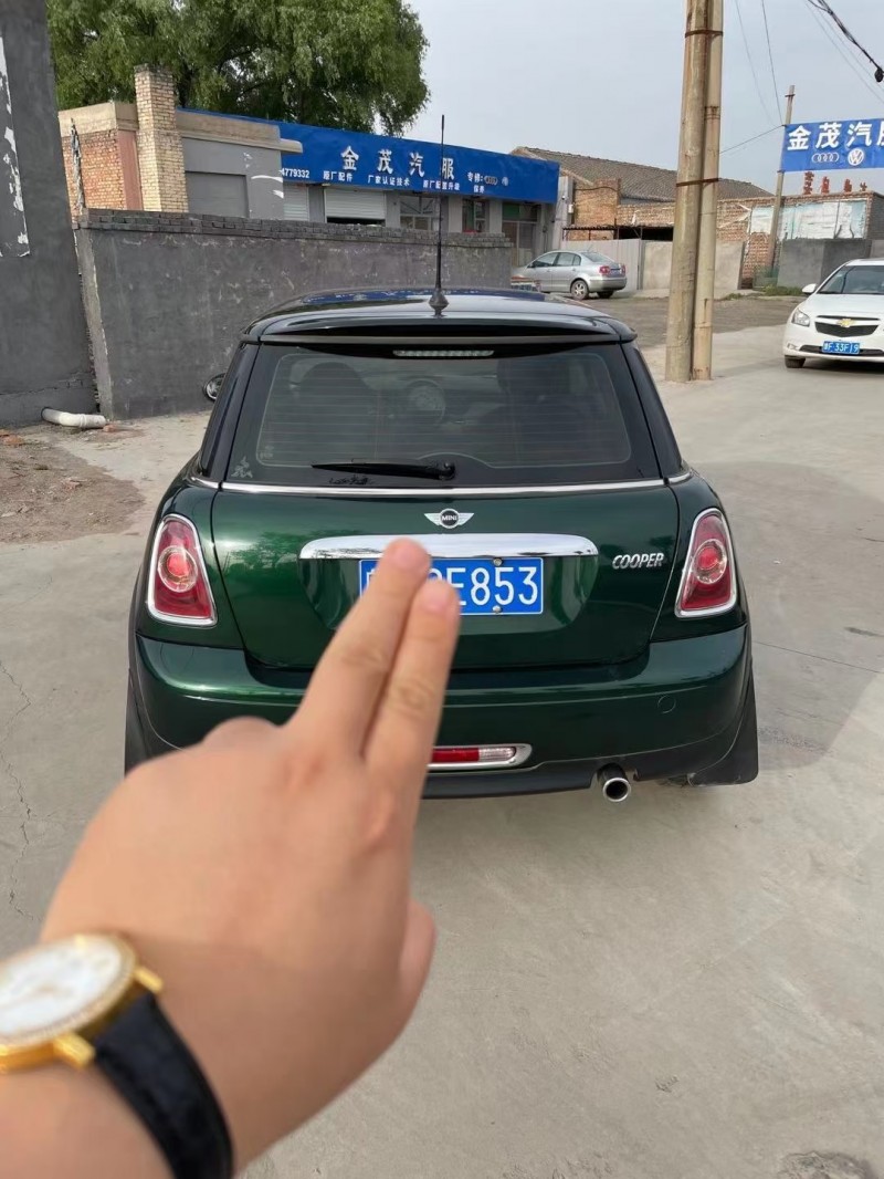 呂梁10年寶馬MINI4