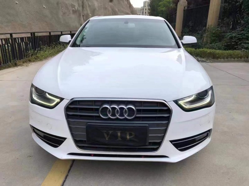泰安14年奧迪A4L1