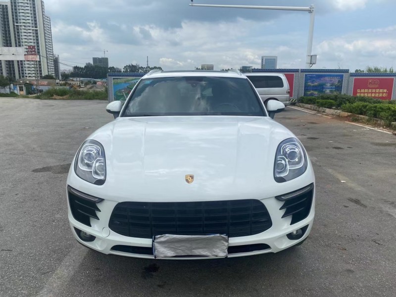 南寧15年保時捷Macan1