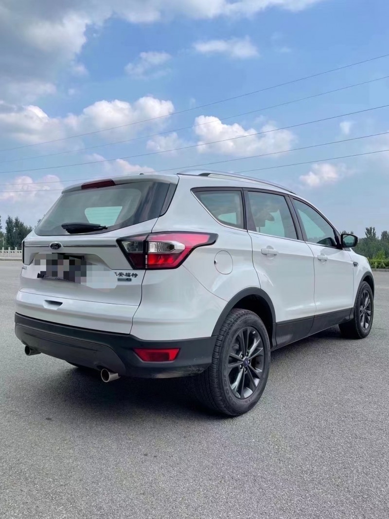 枣庄21年福特翼虎8