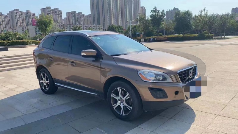濰坊13年沃爾沃XC602