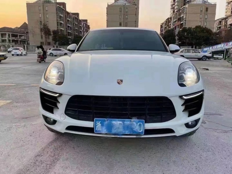 杭州15年保時捷Macan1