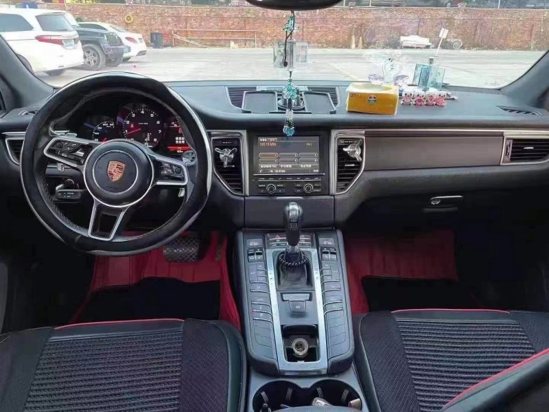 杭州15年保時捷Macan4