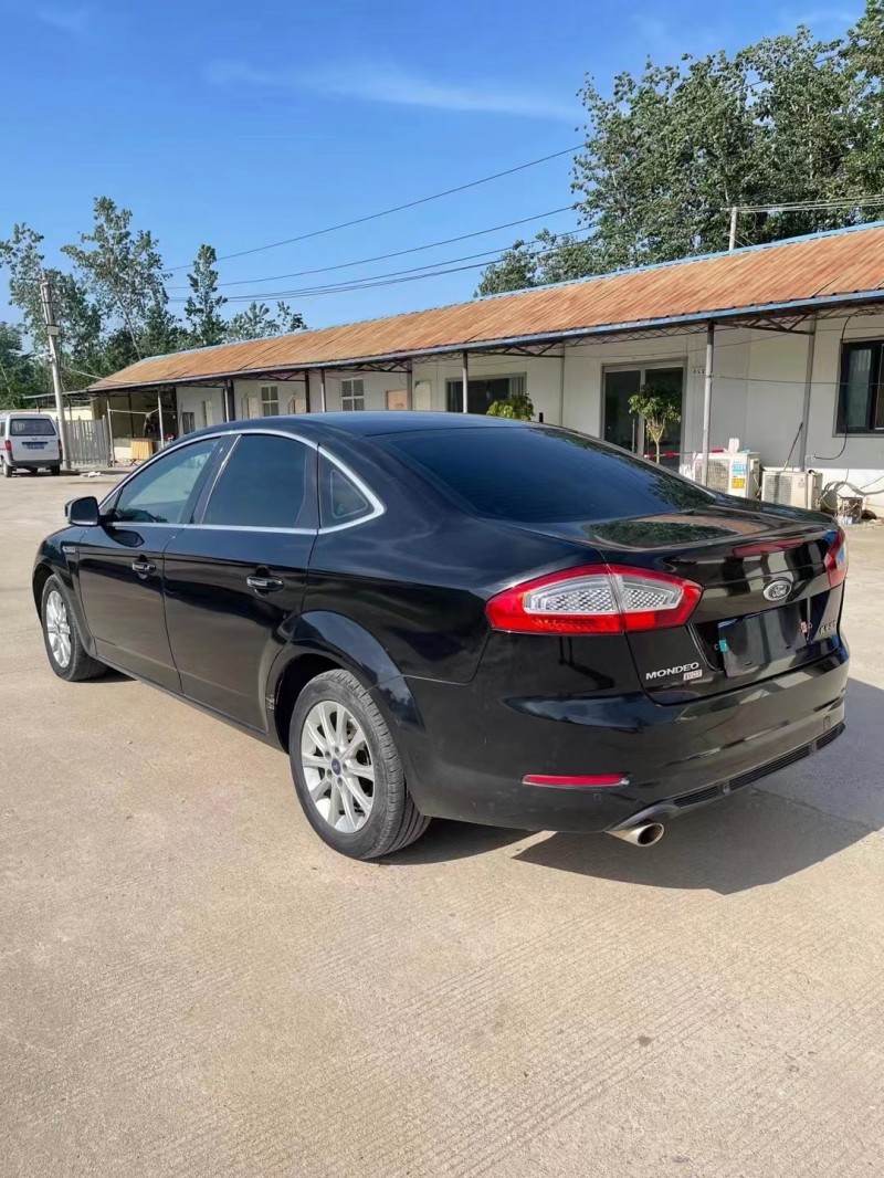 徐州12年福特蒙迪欧-致胜4