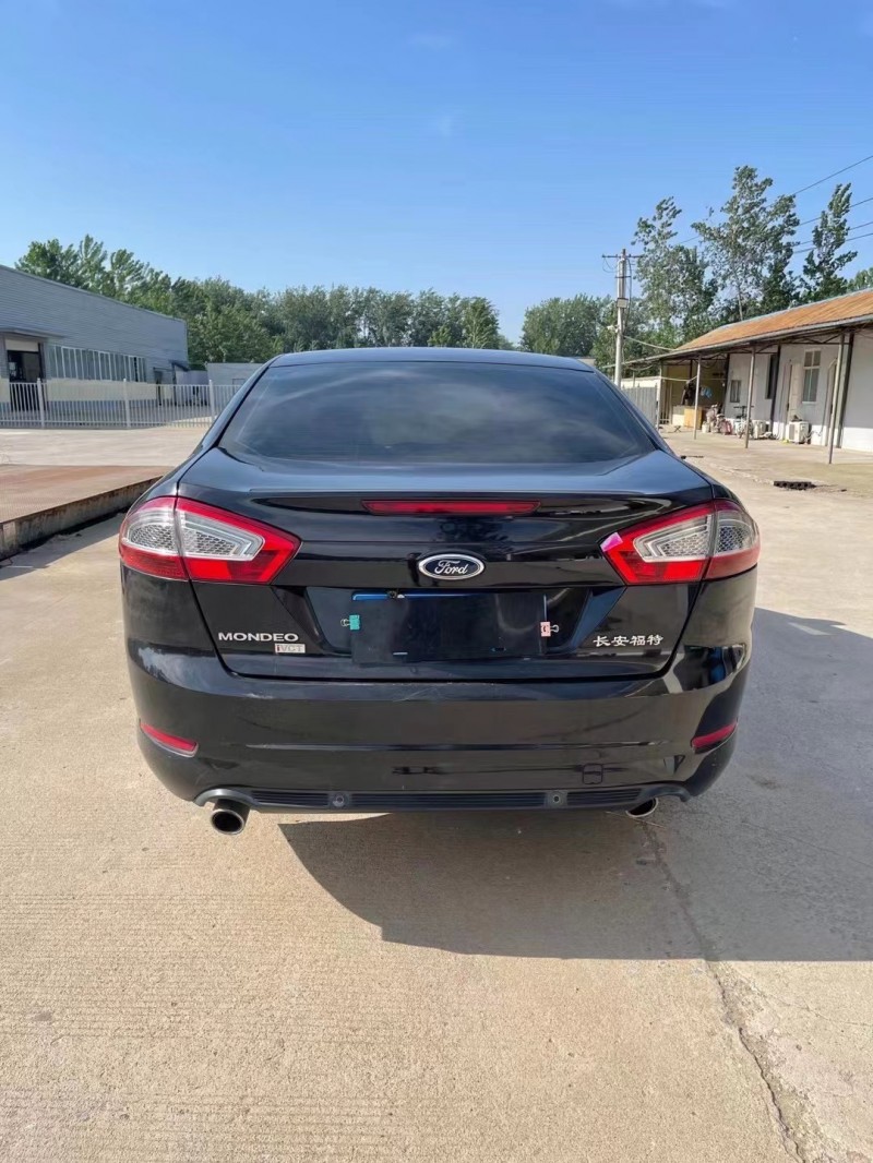 徐州12年福特蒙迪欧-致胜9