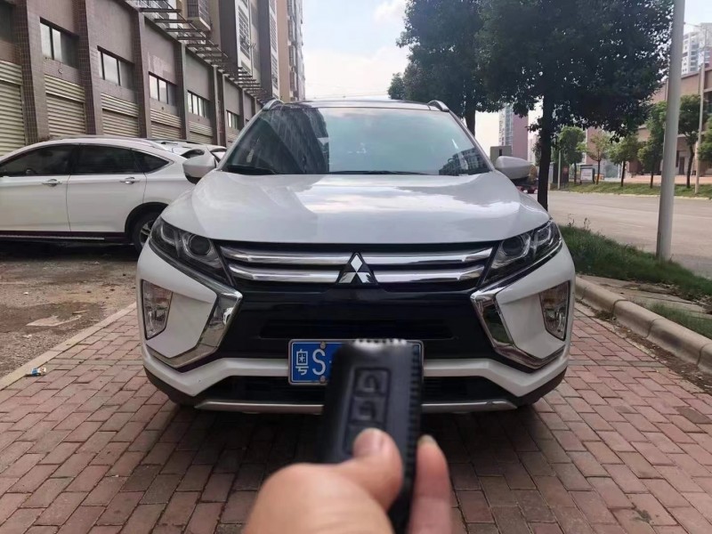 广州19年三菱奕歌1