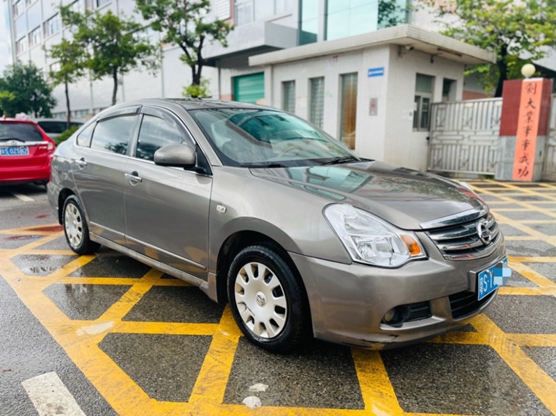 东莞16年日产轩逸9