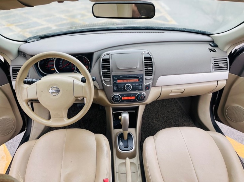 东莞16年日产轩逸3