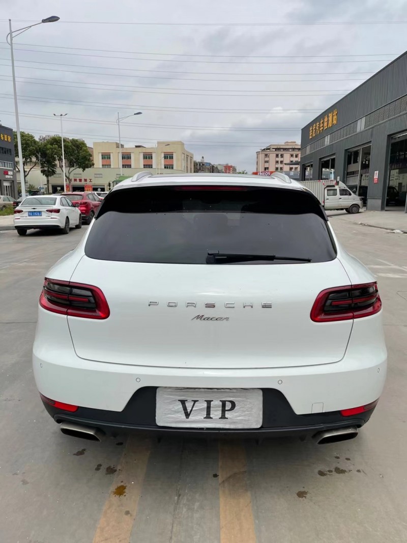 东莞16年保时捷Macan7