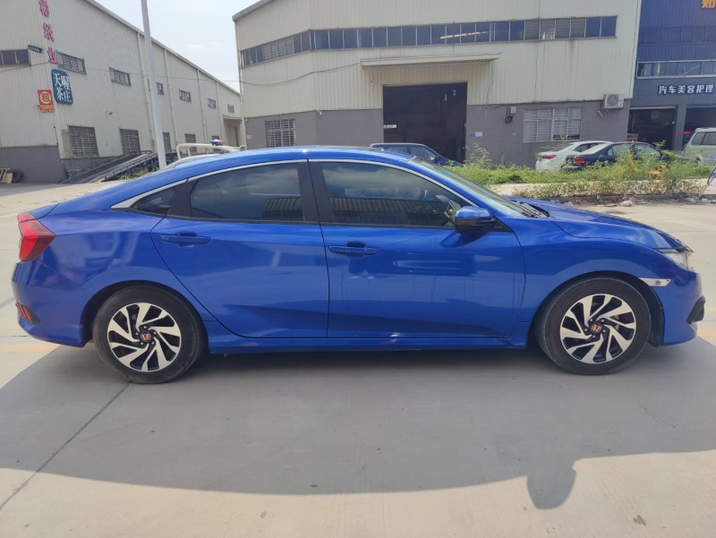 东莞18年本田思域4