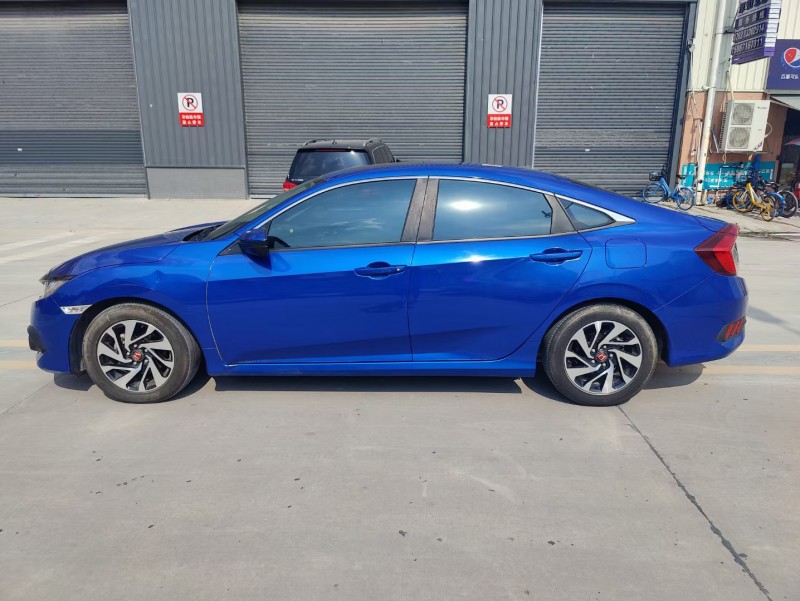 东莞18年本田思域5