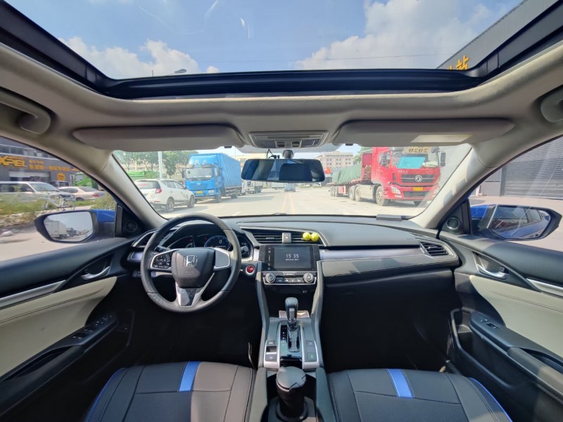 东莞18年本田思域8