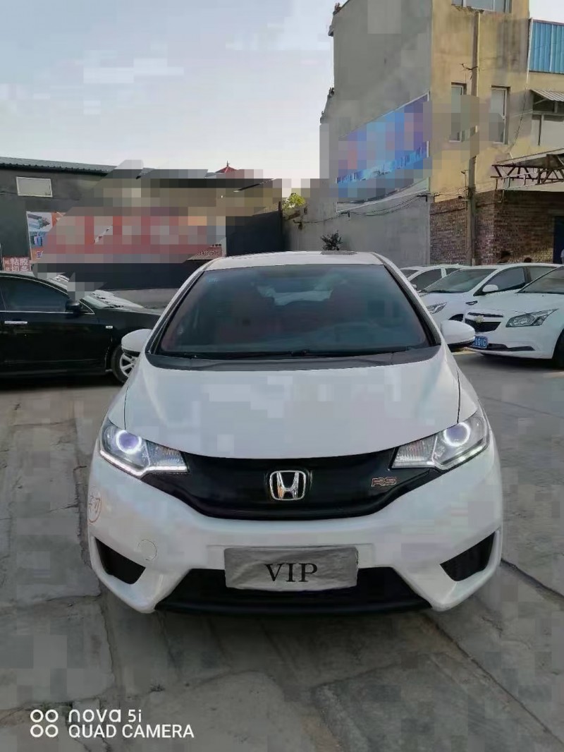 邢台17年本田飞度1