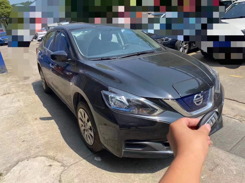 上饒21年日產軒逸1
