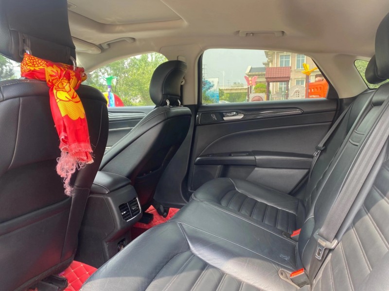 青岛17年福特蒙迪欧5