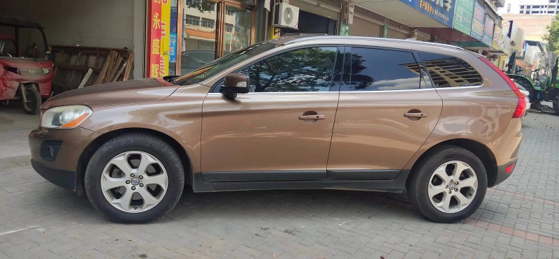 長沙10年沃爾沃XC602