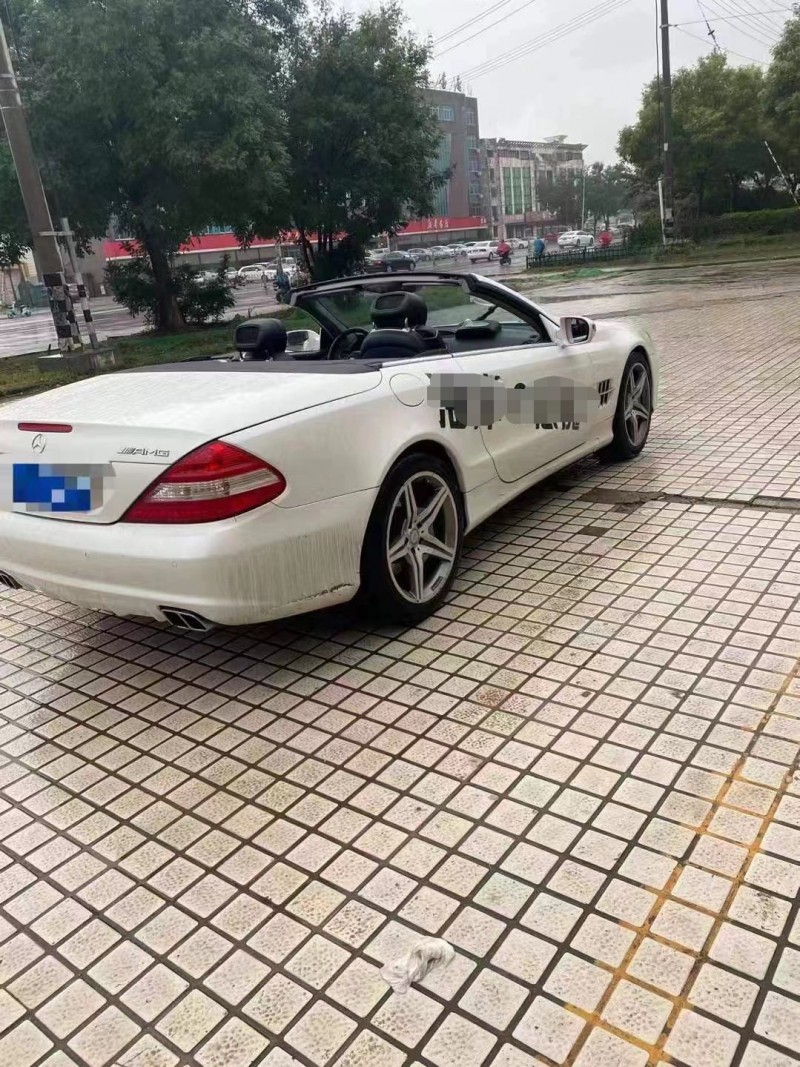 潍坊11年奔驰SL4