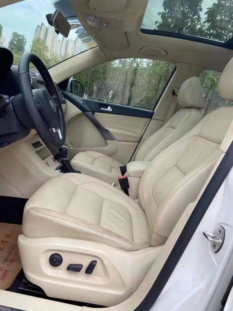 成都12年大众途观6