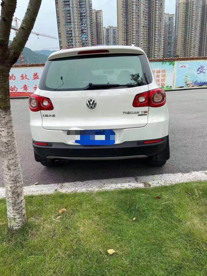 成都12年大众途观9