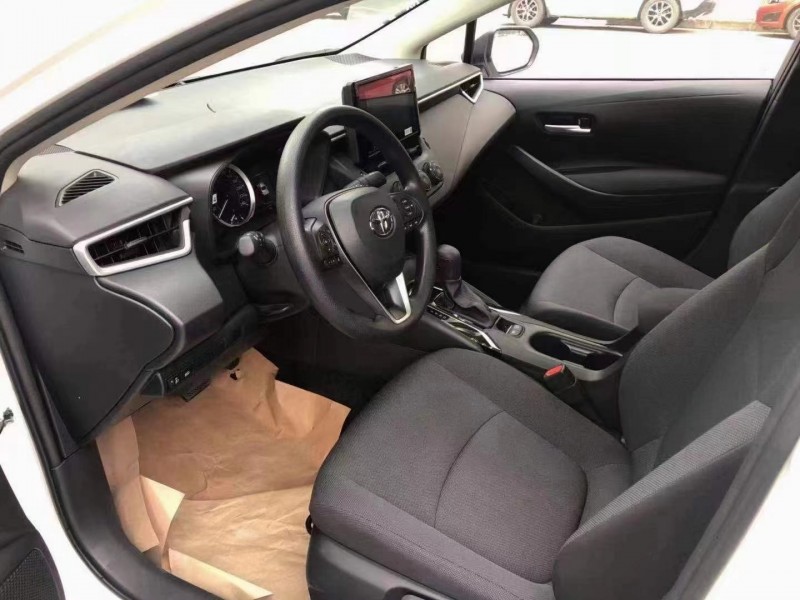 武汉21年丰田卡罗拉4