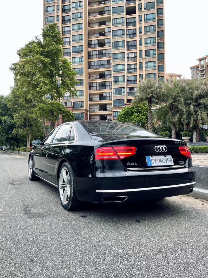 汕頭12年奧迪A8L4