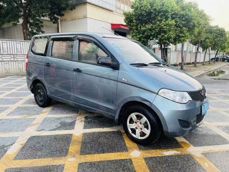 東莞14年五菱汽車宏光2