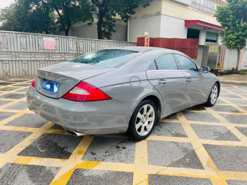 东莞11年奔驰CLS6