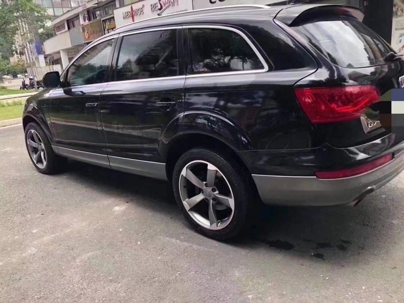 杭州10年奧迪Q78