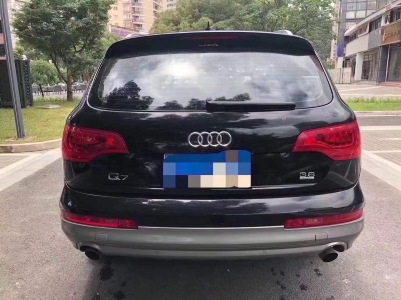 杭州10年奧迪Q79