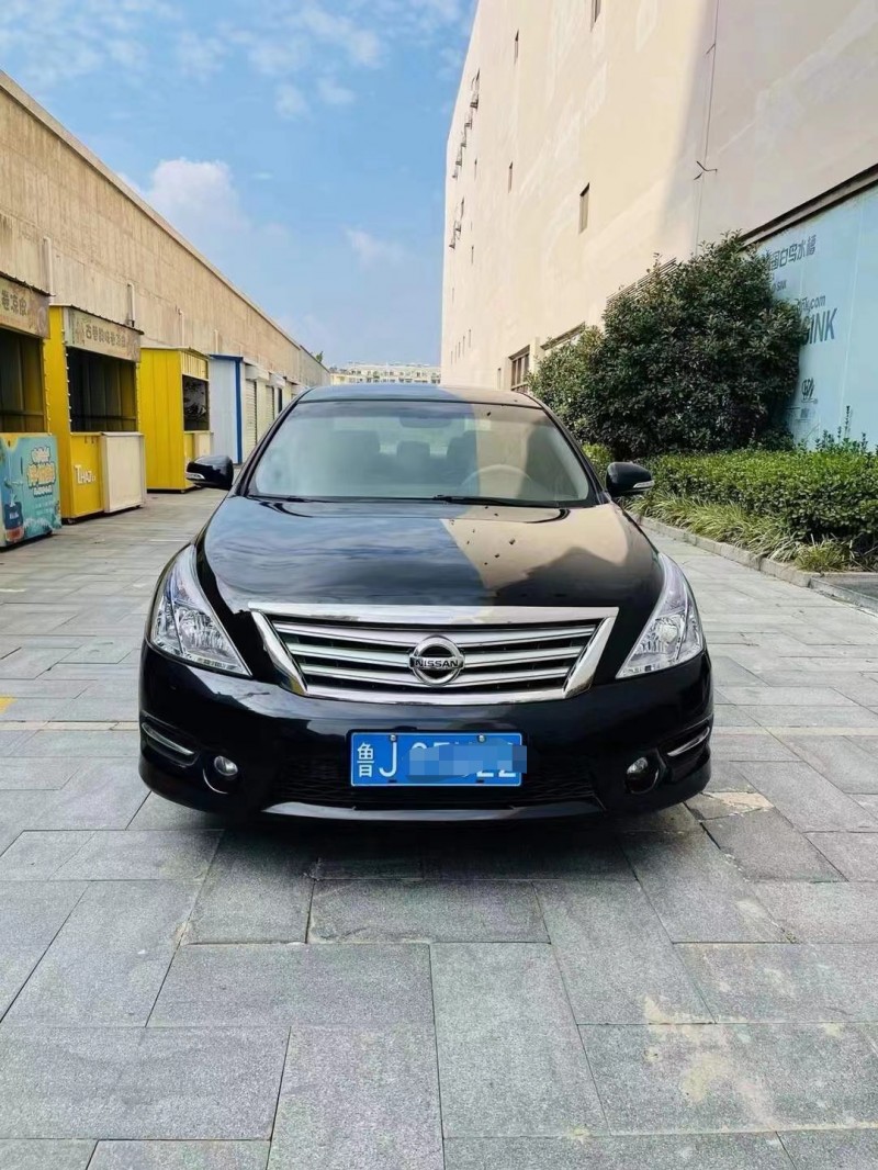 泰安12年日產天籟1