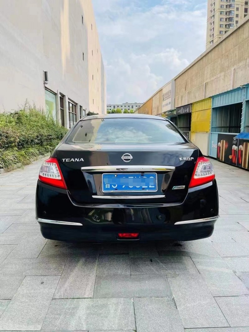 泰安12年日產天籟9