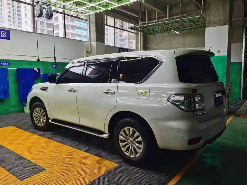 貴陽17年日產途樂6