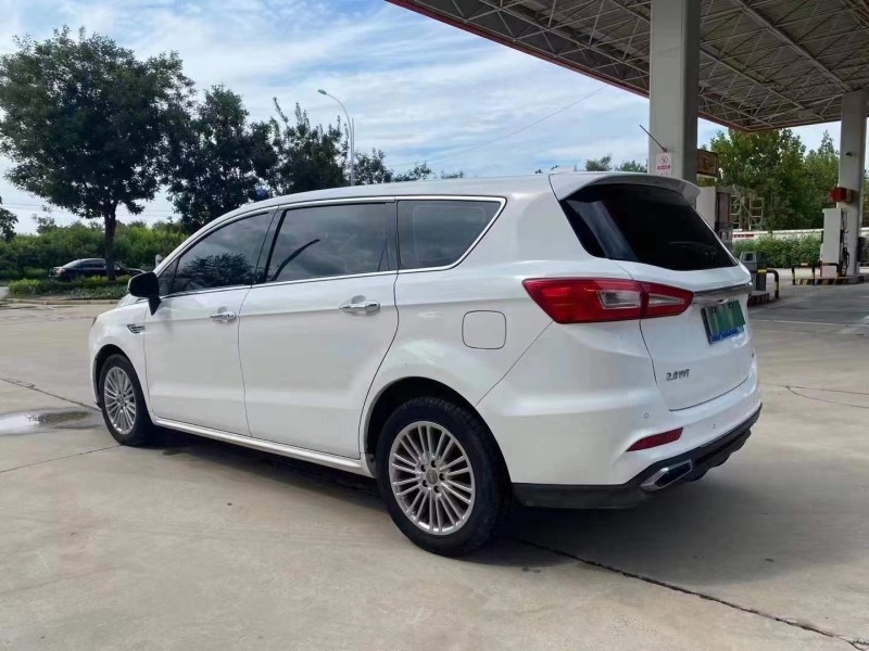 保定17年力帆汽车轩朗7