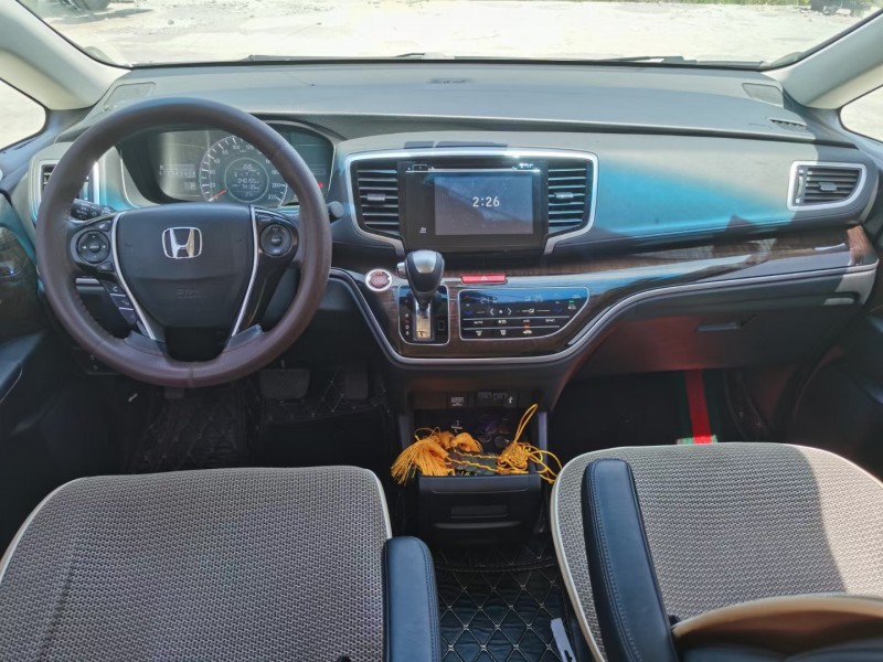 东营17年本田奥德赛5