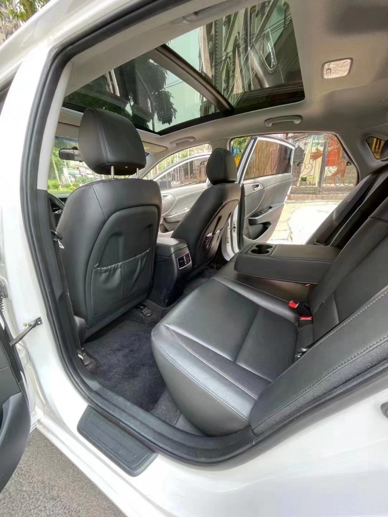 南宁17年现代名图5