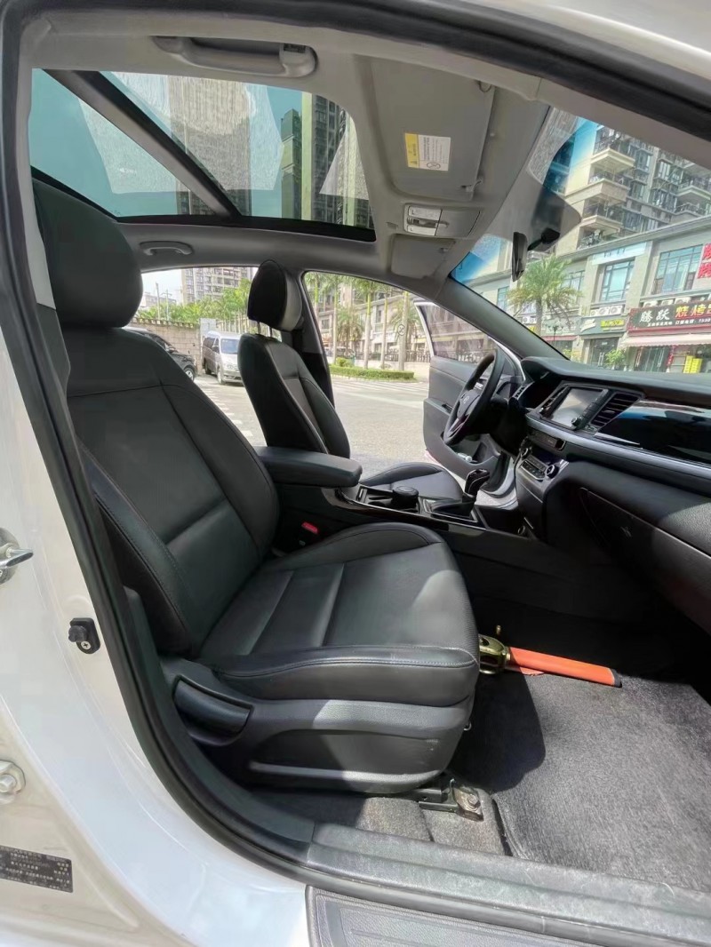 南宁17年现代名图6