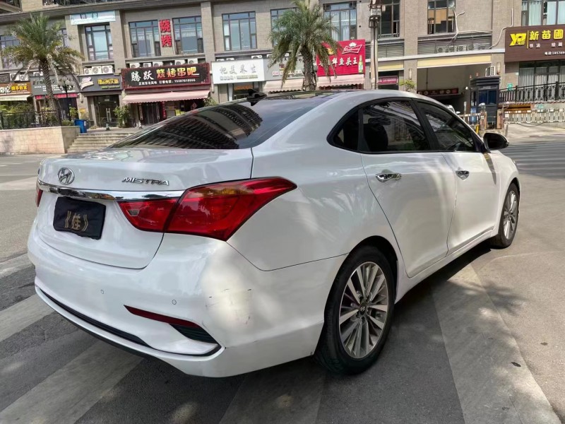 南宁17年现代名图9