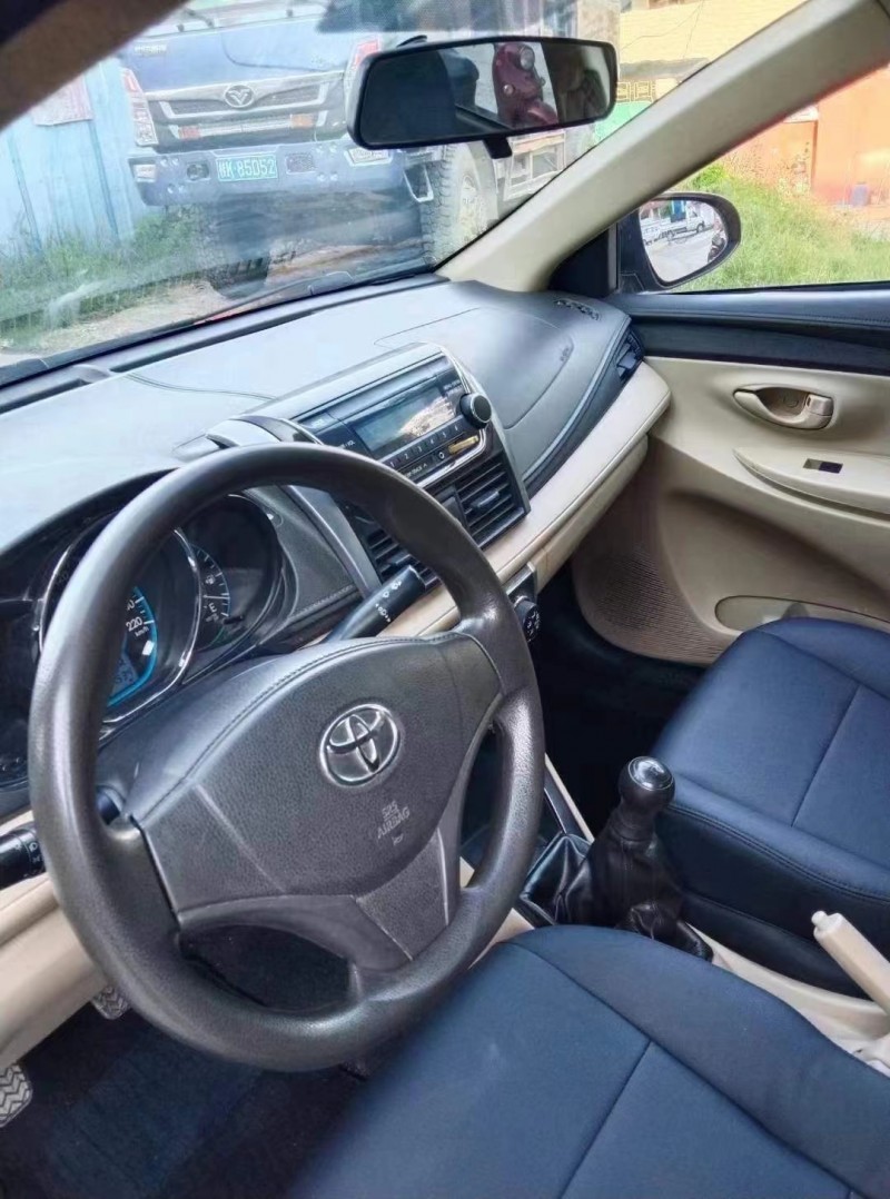 梧州14年豐田YARiS L 致炫3
