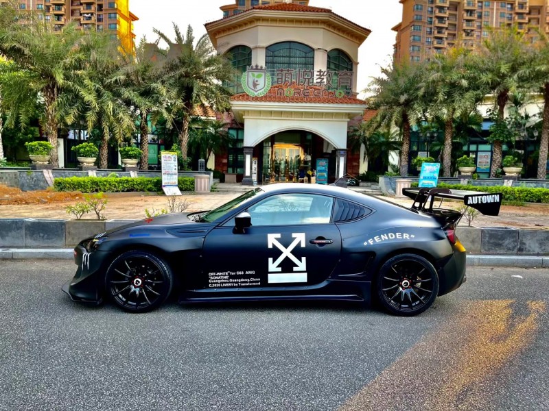 汕頭13年斯巴魯BRZ3
