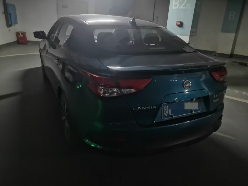 株洲16年日產藍鳥5