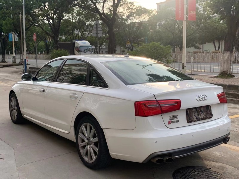 广州16年奥迪A6L8