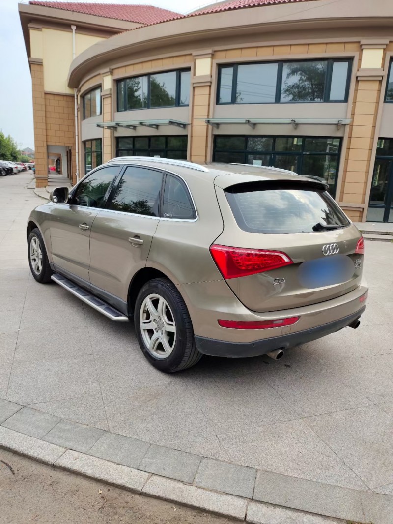 青岛12年奥迪Q58