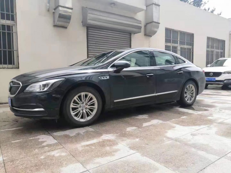 青岛17年别克君越2