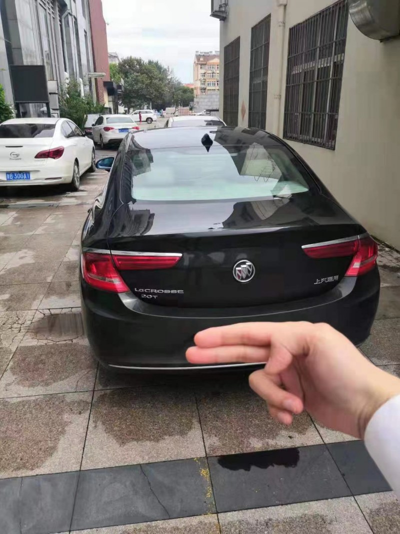 青岛17年别克君越4