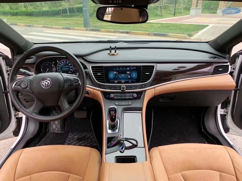 廊坊17年别克君越8