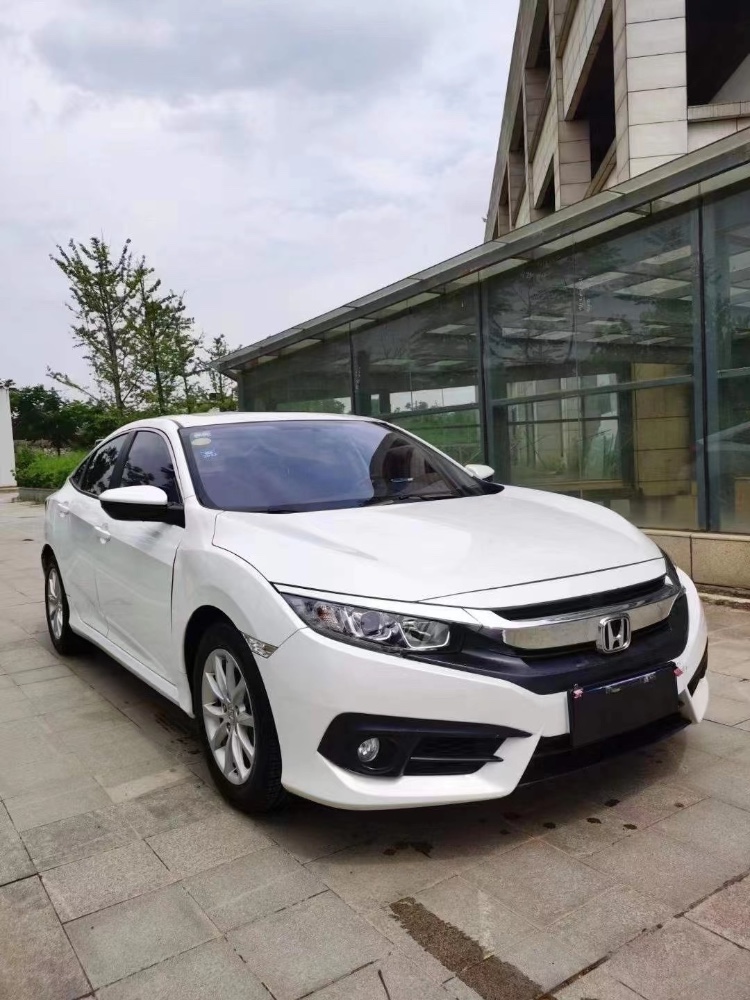 武汉18年本田思域2