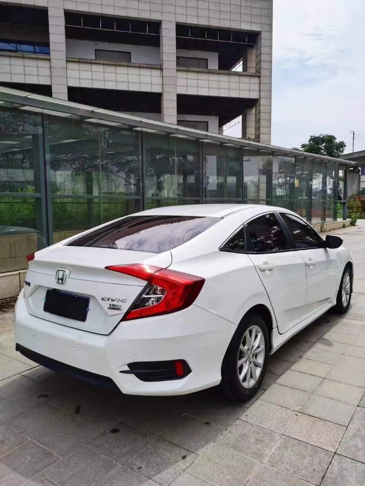 武汉18年本田思域6